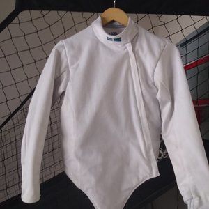 Boy/Girl White Fencing Sport Jacket (Linea brand)